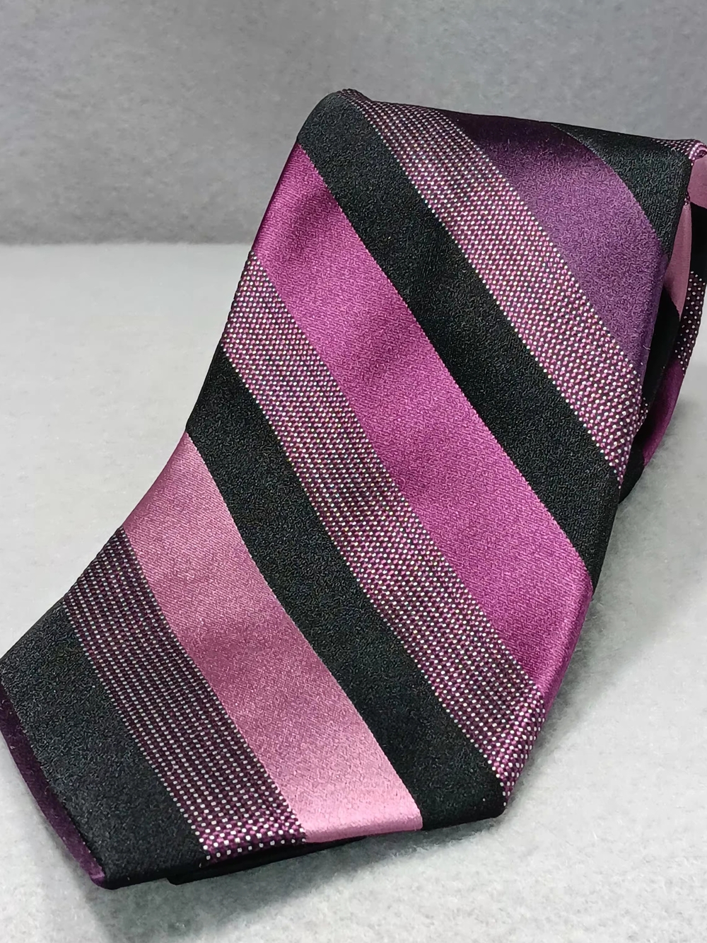 New MICHAEL KORS 100% Silk Tie Purple Striped Event Office Classic Preppy Retro
